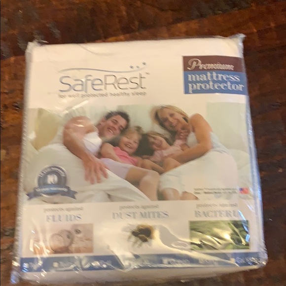 SafeRest Bedding Saferest Premium Mattress Protector Size King